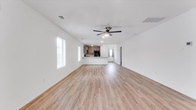 7814 Switchgrass Creek Dr, Katy, TX 77493