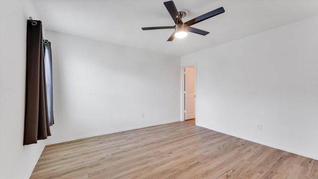 7814 Switchgrass Creek Dr, Katy, TX 77493