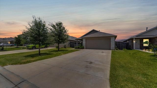 7814 Switchgrass Creek Dr, Katy, TX 77493
