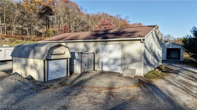 7736 Fort Laurens Road NW, Strasburg, OH 44680