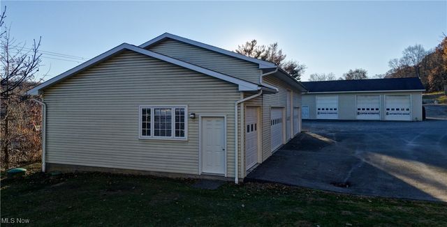 7736 Fort Laurens Road NW, Strasburg, OH 44680