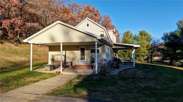 7736 Fort Laurens Road NW, Strasburg, OH 44680