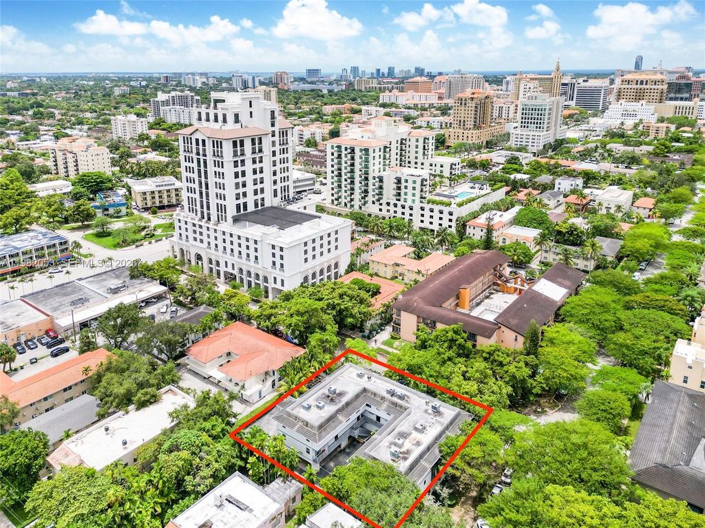 235 Antilla Ave 7, Coral Gables, FL 33134