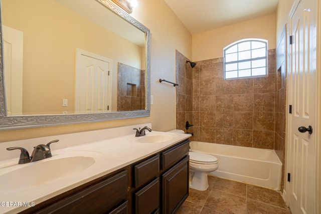 3049 LOOKOUT POINT Drive, El Paso, TX 79938