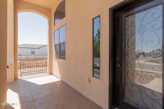 3049 LOOKOUT POINT Drive, El Paso, TX 79938