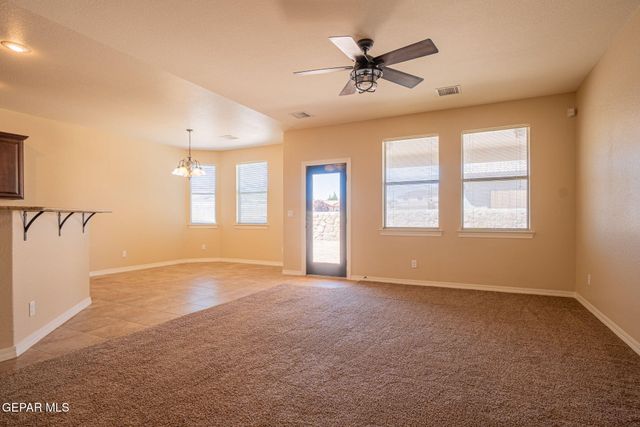 3049 LOOKOUT POINT Drive, El Paso, TX 79938