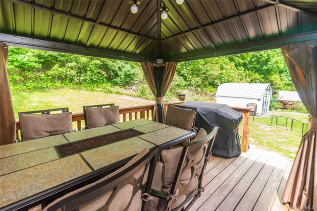 209 Wood Hollow Road, Hopewell Junction, NY 12533