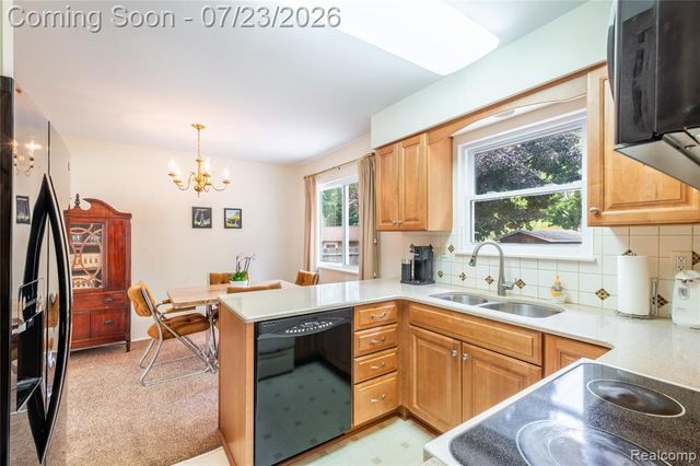 6534 Meadowwood Lane, Grand Blanc, MI 48439