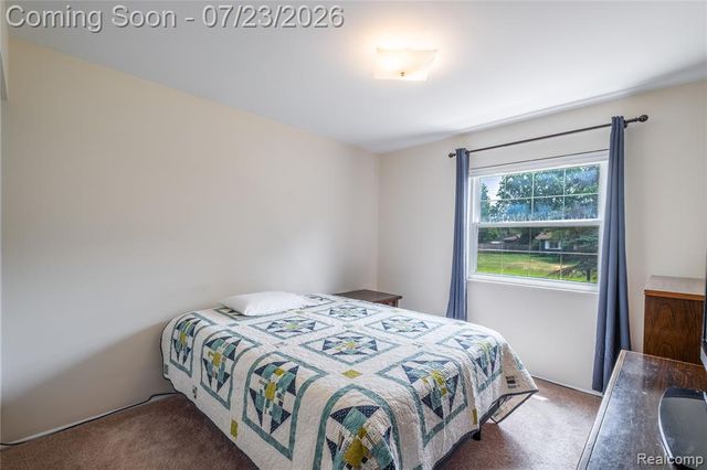 6534 Meadowwood Lane, Grand Blanc, MI 48439
