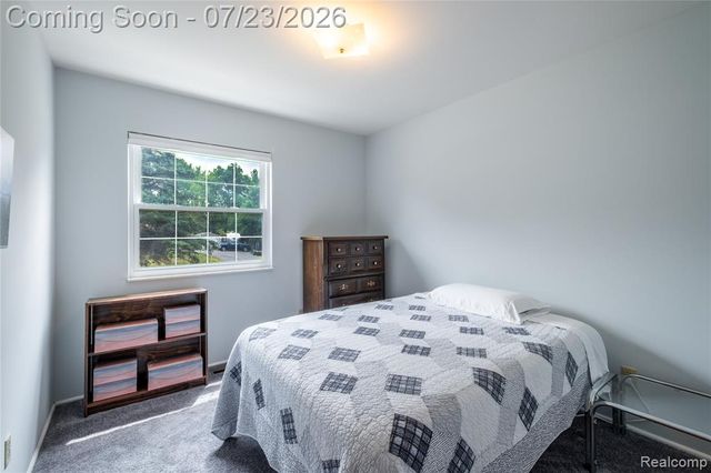 6534 Meadowwood Lane, Grand Blanc, MI 48439