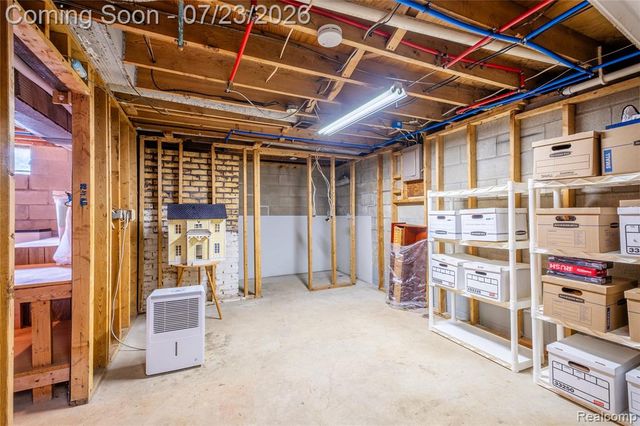 6534 Meadowwood Lane, Grand Blanc, MI 48439