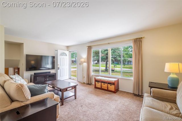 6534 Meadowwood Lane, Grand Blanc, MI 48439