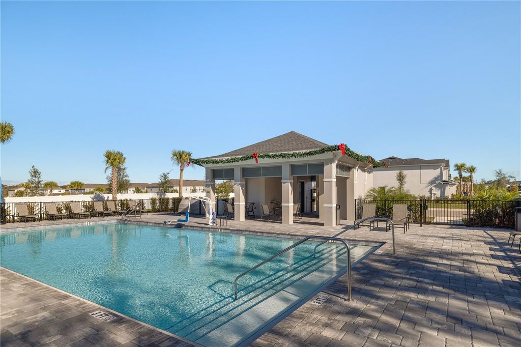 Image 38 of property listing at 13980 LILAC SKY TERRACE, Bradenton, FL 34211