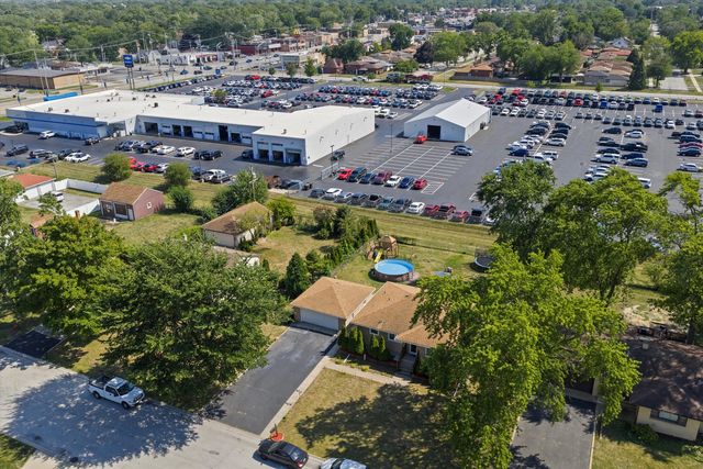 2307 177th Street, Lansing, IL 60438