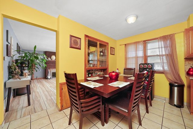 2307 177th Street, Lansing, IL 60438