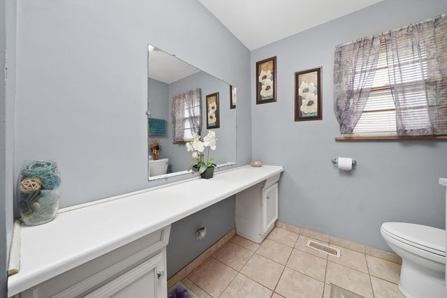 2307 177th Street, Lansing, IL 60438