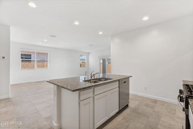 46636 W SKYLINE Drive, Maricopa, AZ 85139