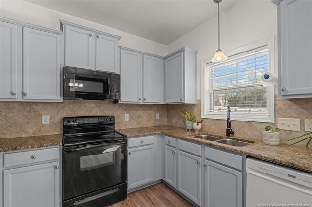 154 Blue Bay Lane, Cameron, NC 28326