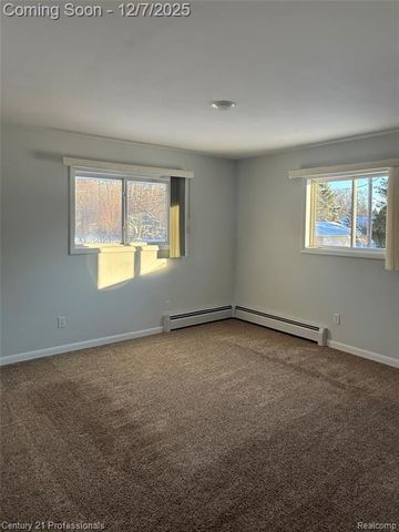 216 Nevada Avenue, Rochester Hills, MI 48309