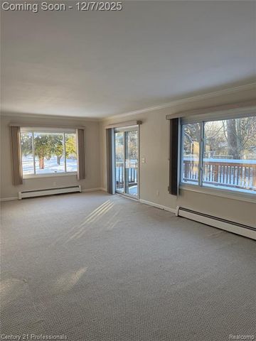 216 Nevada Avenue, Rochester Hills, MI 48309