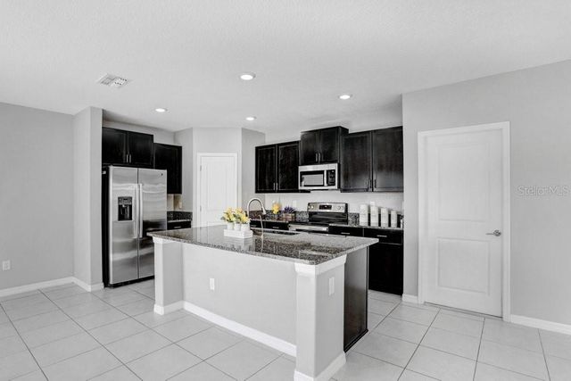 3160 OYSTER COVE STREET, Wimauma, FL 33598