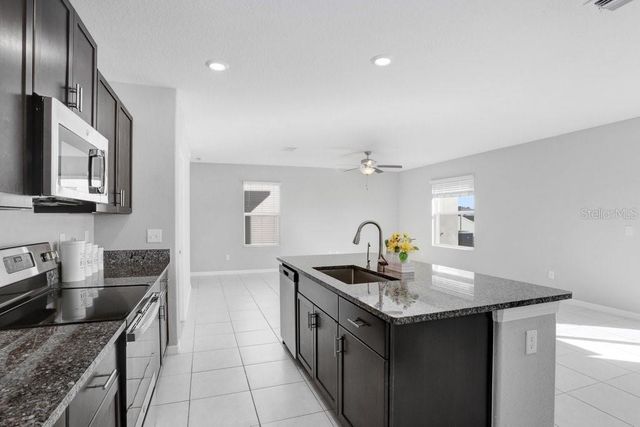 3160 OYSTER COVE STREET, Wimauma, FL 33598