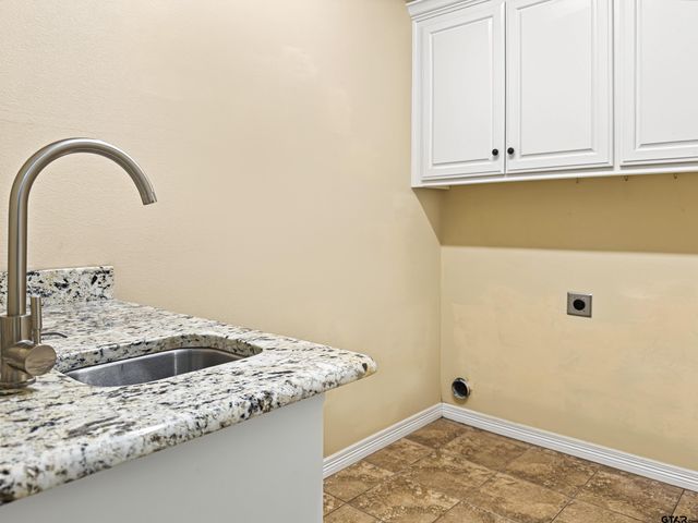 801 Rugby Lane, Whitehouse, TX 75791