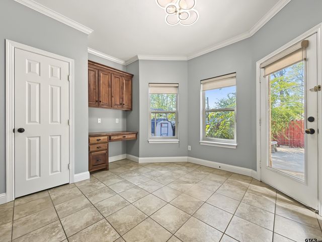 801 Rugby Lane, Whitehouse, TX 75791