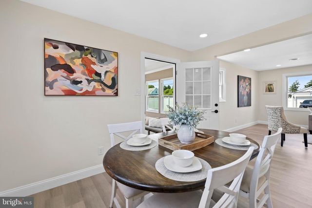 901 SHADELAND AVE, Burlington, NJ 08016