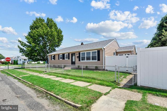 901 SHADELAND AVE, Burlington, NJ 08016