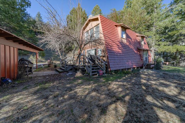 220 Harmony Lane, Garberville, CA 95542