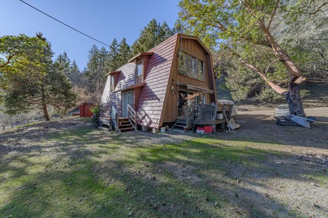 220 Harmony Lane, Garberville, CA 95542