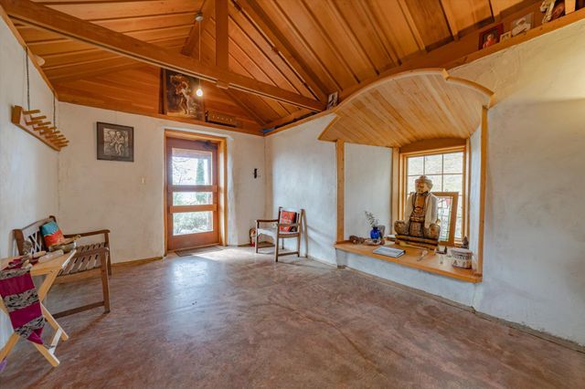 220 Harmony Lane, Garberville, CA 95542