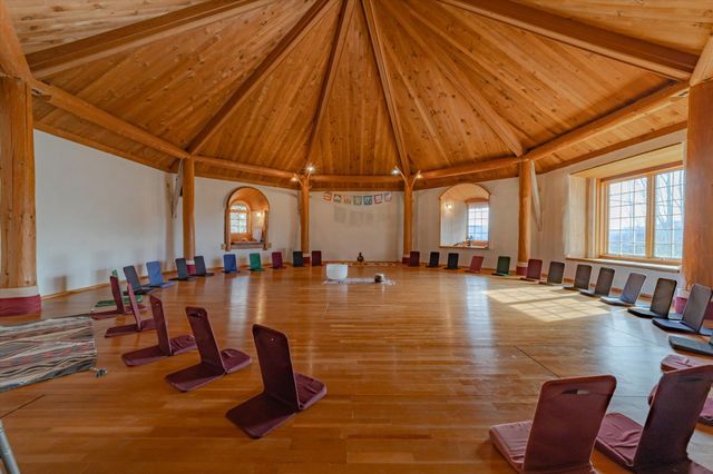 220 Harmony Lane, Garberville, CA 95542