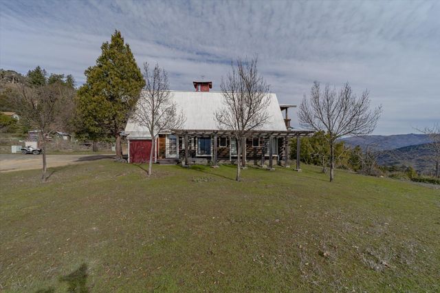 220 Harmony Lane, Garberville, CA 95542