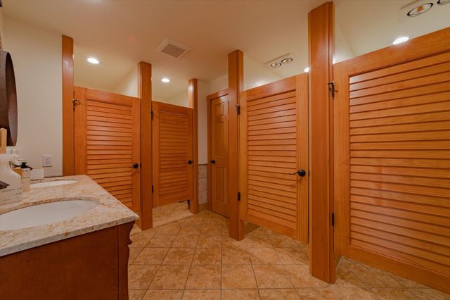 220 Harmony Lane, Garberville, CA 95542