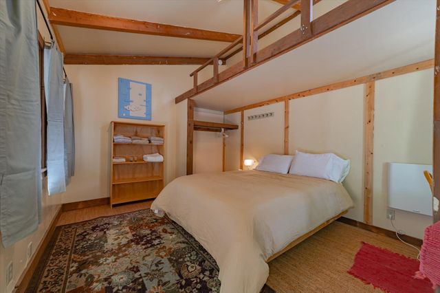 220 Harmony Lane, Garberville, CA 95542