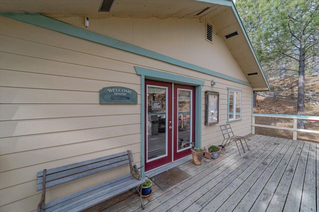 220 Harmony Lane, Garberville, CA 95542