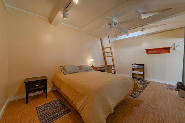 220 Harmony Lane, Garberville, CA 95542