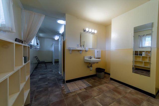 220 Harmony Lane, Garberville, CA 95542