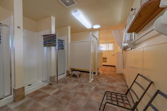 220 Harmony Lane, Garberville, CA 95542