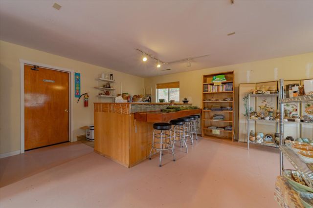 220 Harmony Lane, Garberville, CA 95542