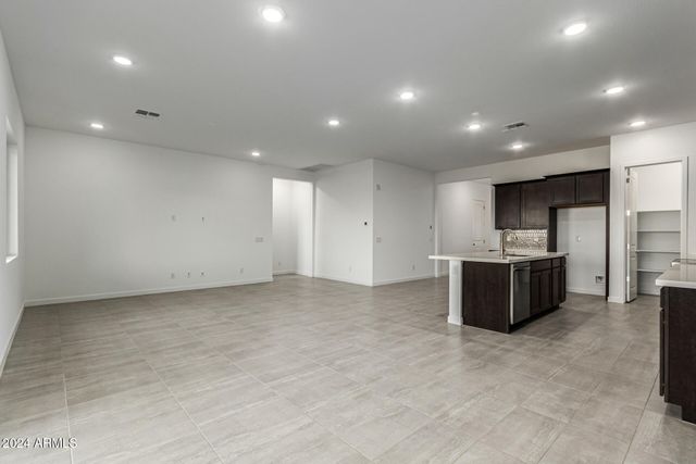 7366 E WHITE TAIL Road, San Tan Valley, AZ 85143