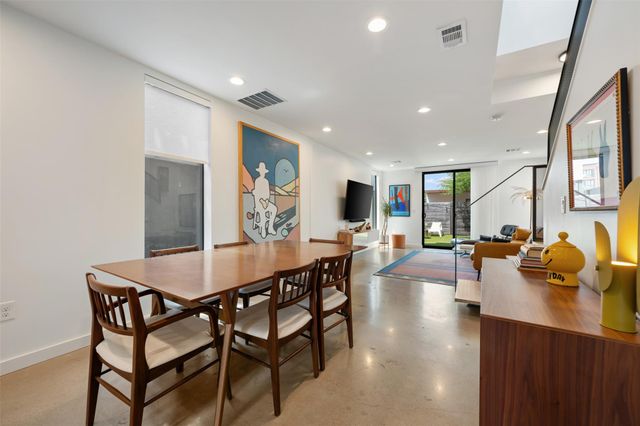 1114 E 3rd ST 1, Austin, TX 78702