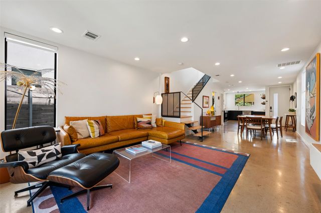 1114 E 3rd ST 1, Austin, TX 78702