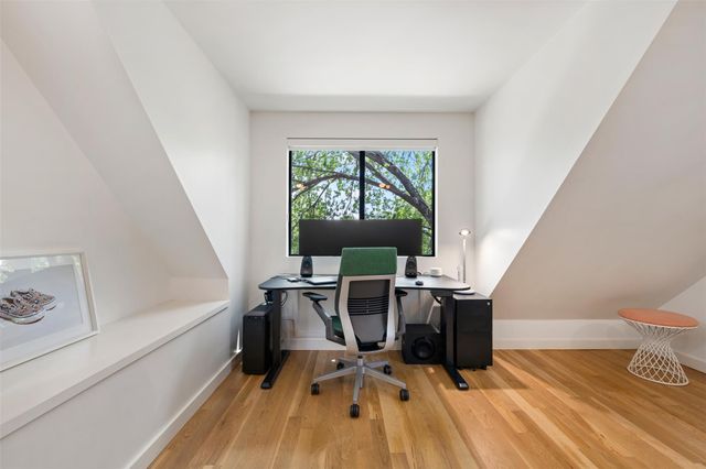 1114 E 3rd ST 1, Austin, TX 78702