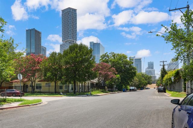 1114 E 3rd ST 1, Austin, TX 78702