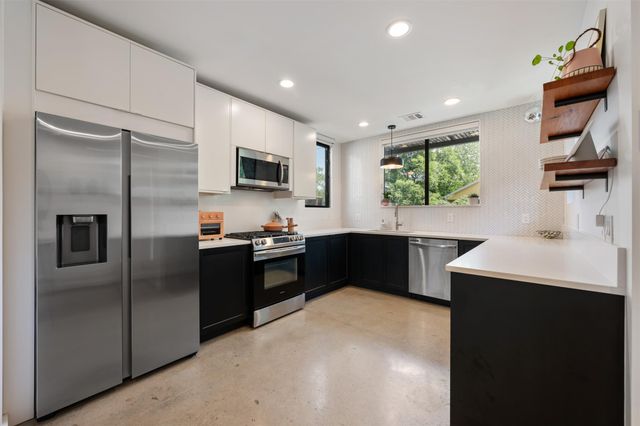 1114 E 3rd ST 1, Austin, TX 78702