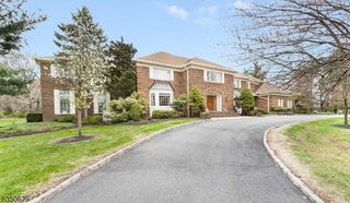 4 Ascot Ln, Mendham Twp., NJ 07960