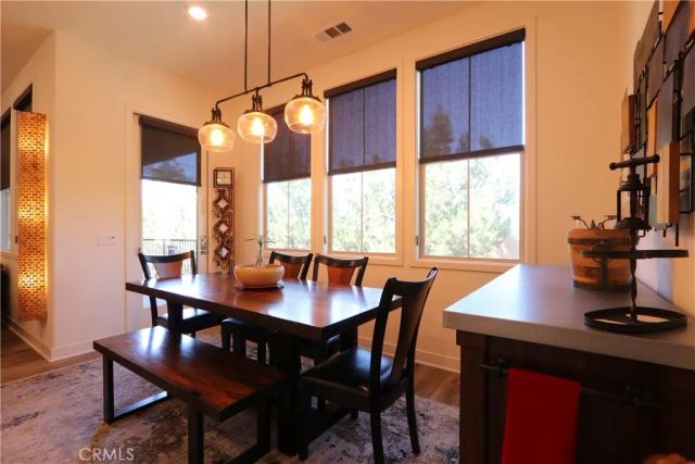 129 Carlow, Irvine, CA 92618